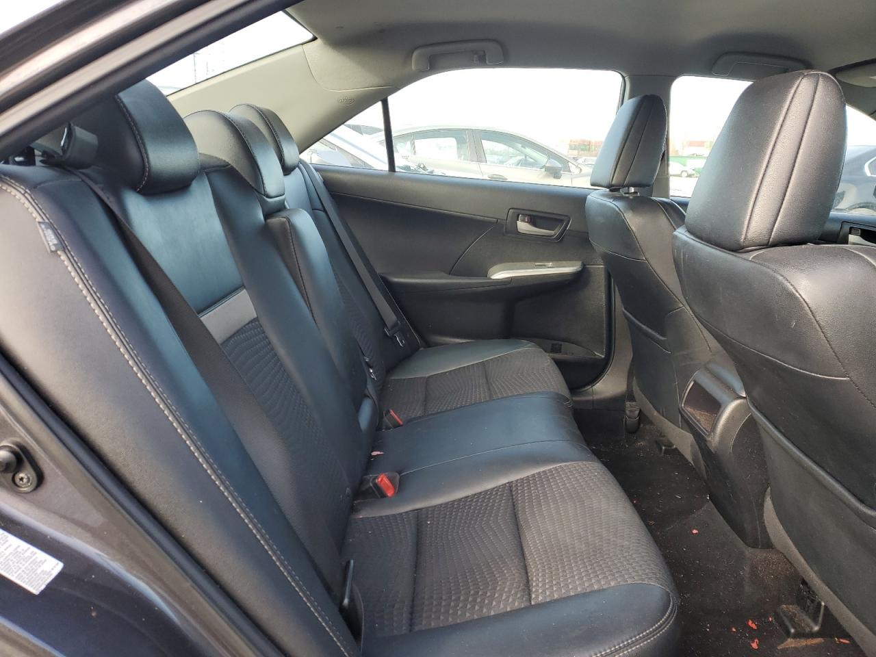 2012 Toyota Camry - Image 10