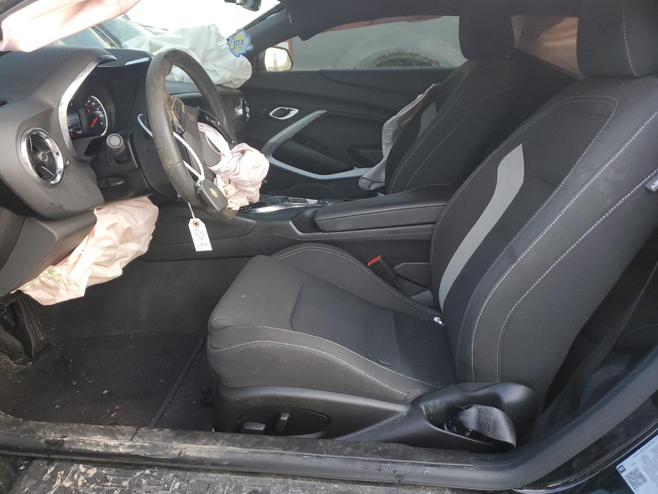 2024 Chevrolet Camaro - Image 7