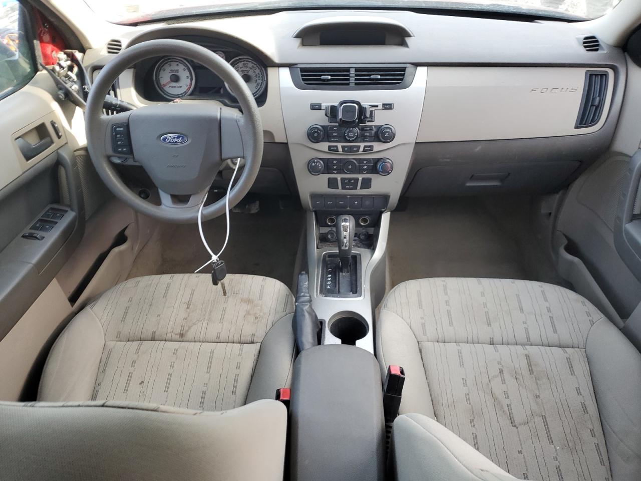2010 Ford Focus - Image 8