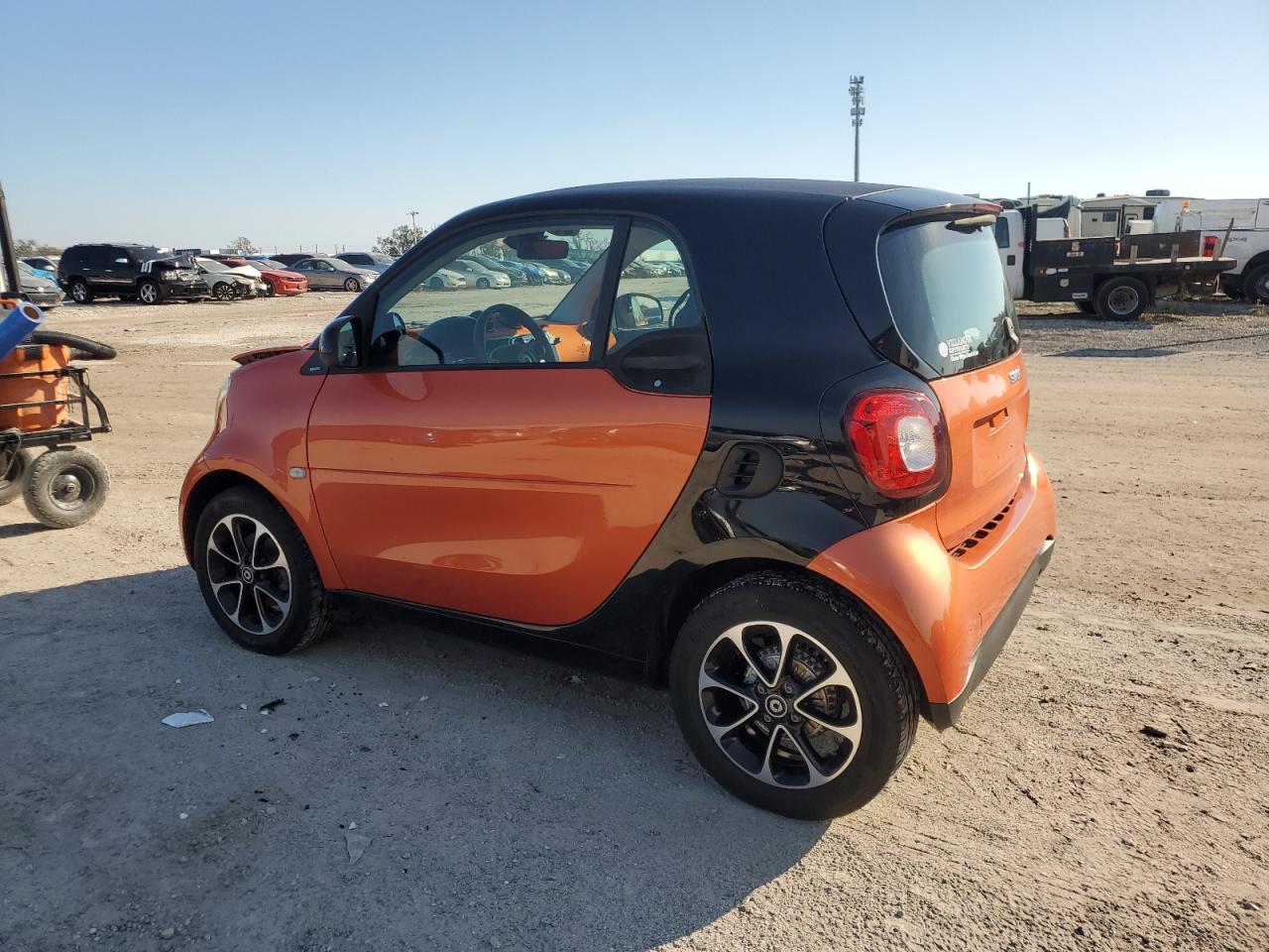 2016 Smart Fortwo - Image 2