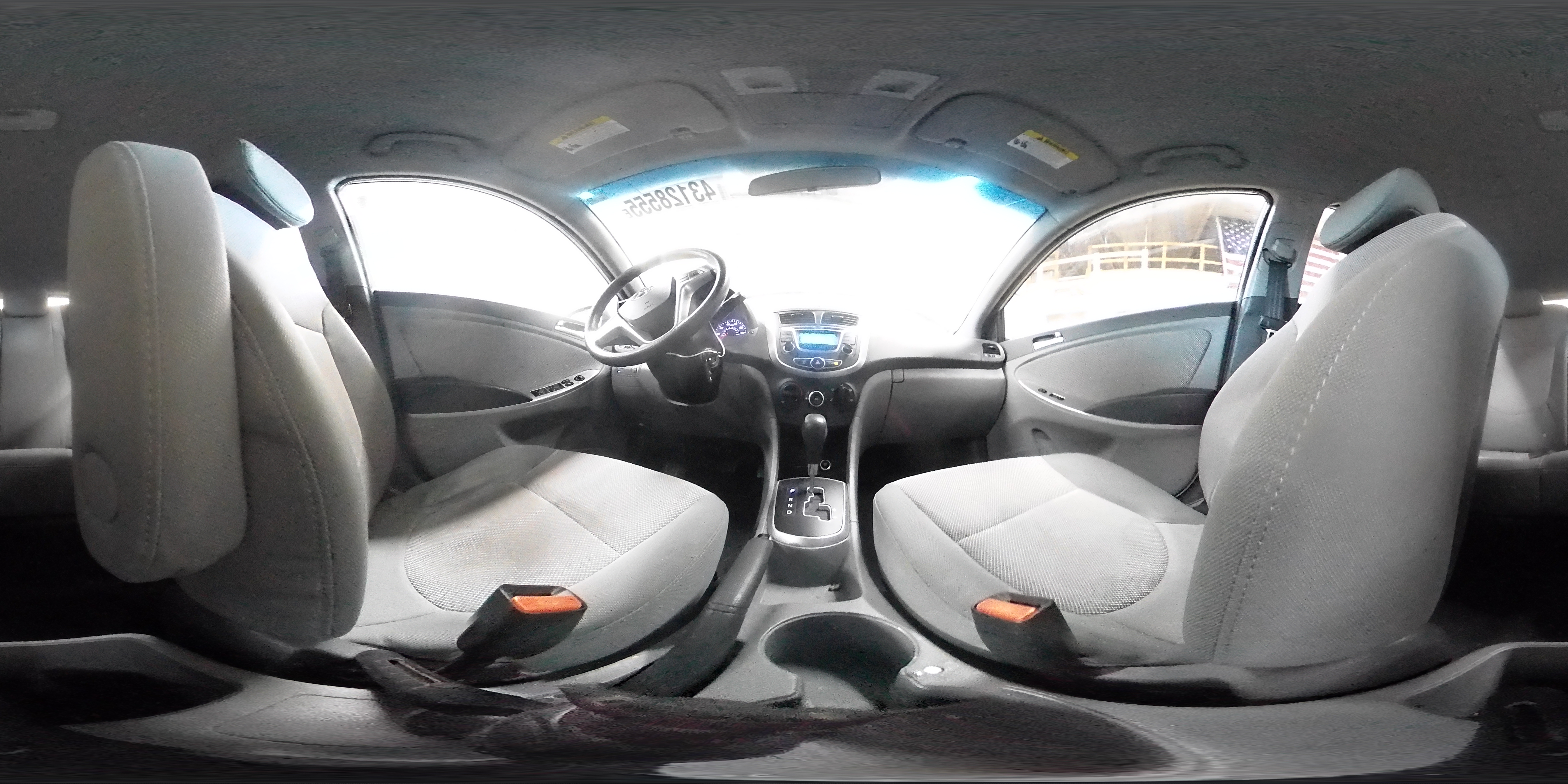 2013 Hyundai Accent - Image 12