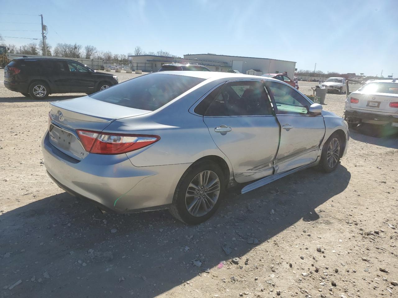 2016 Toyota Camry - Image 3