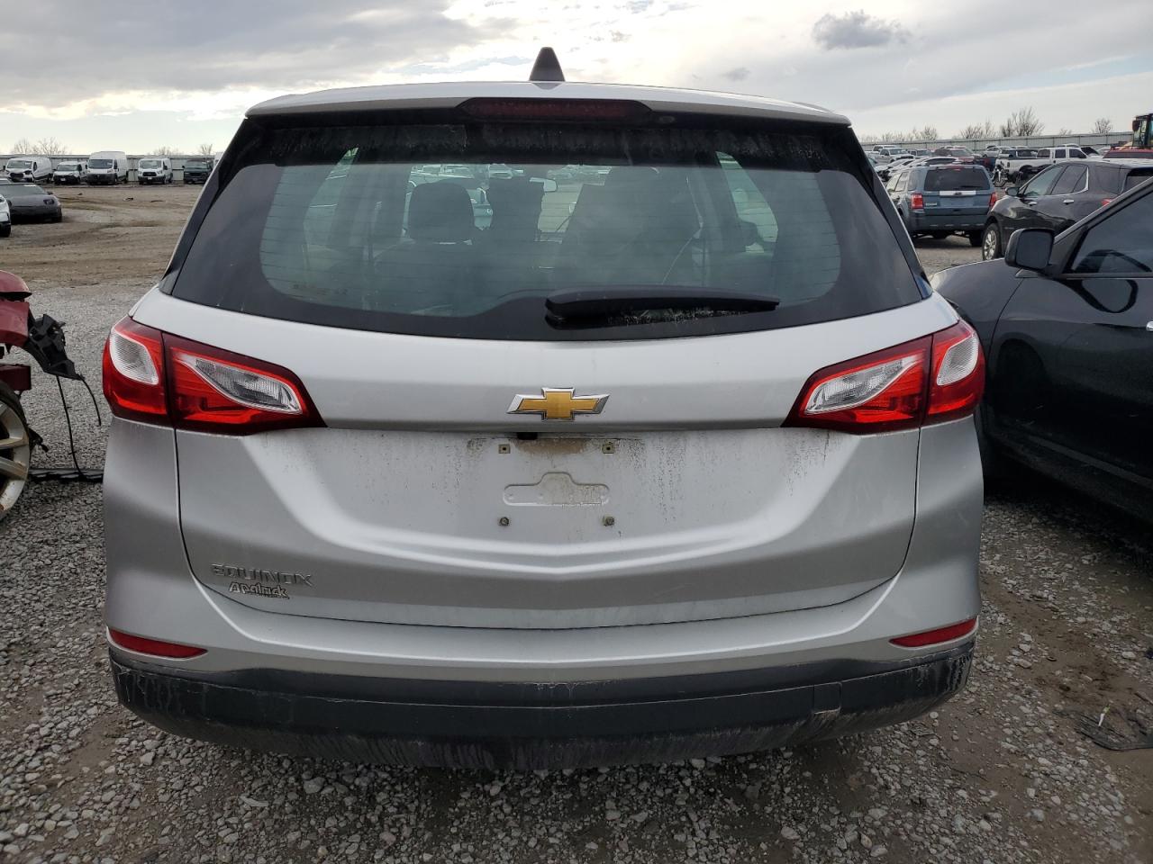 2020 Chevrolet Equinox - Image 6