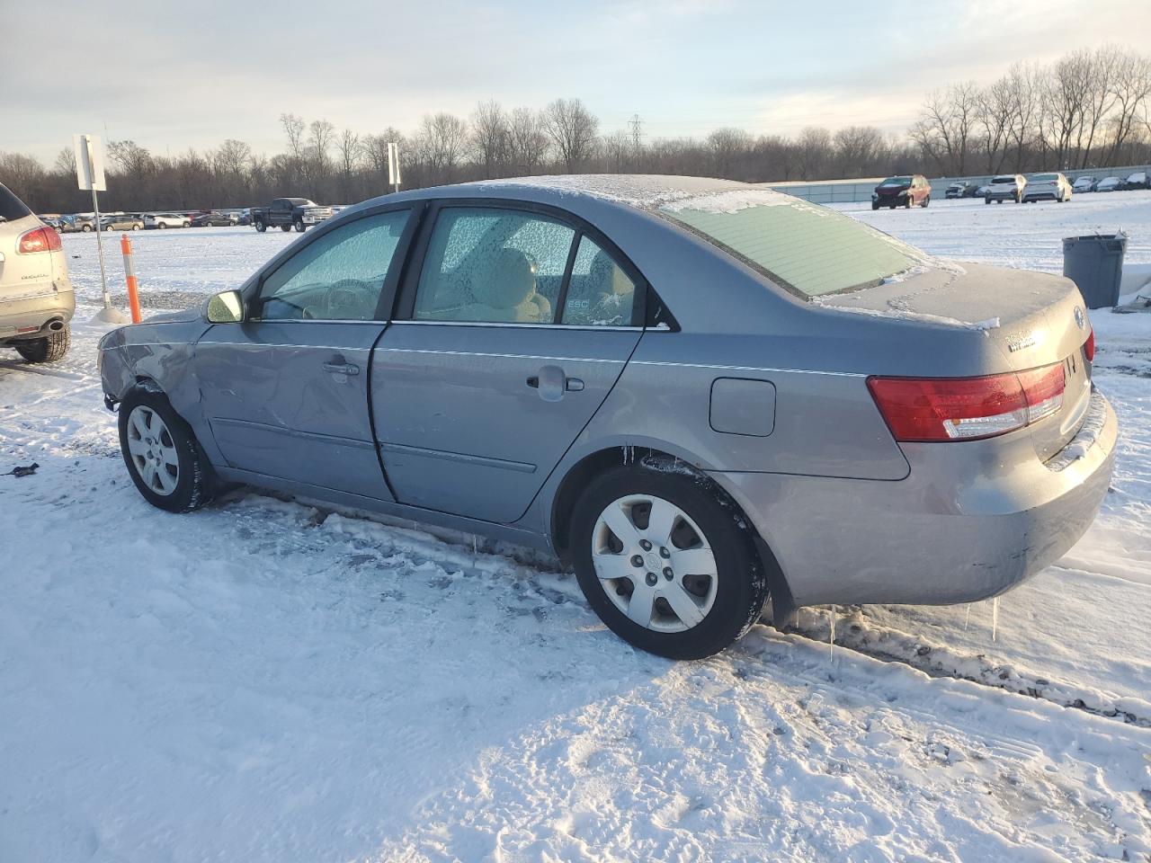 2007 Hyundai Sonata - Image 2