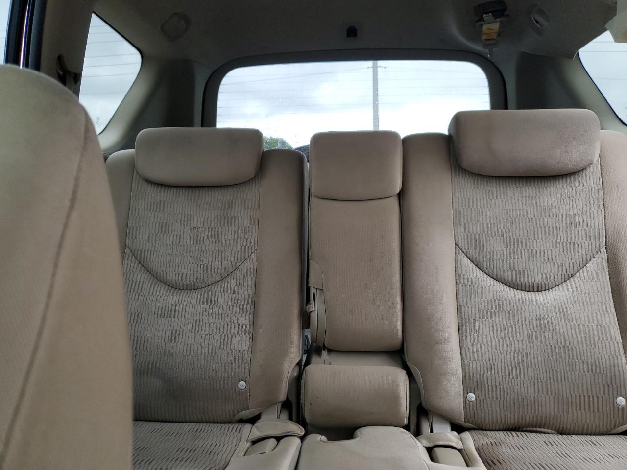 2010 Toyota RAV 4 - Image 10