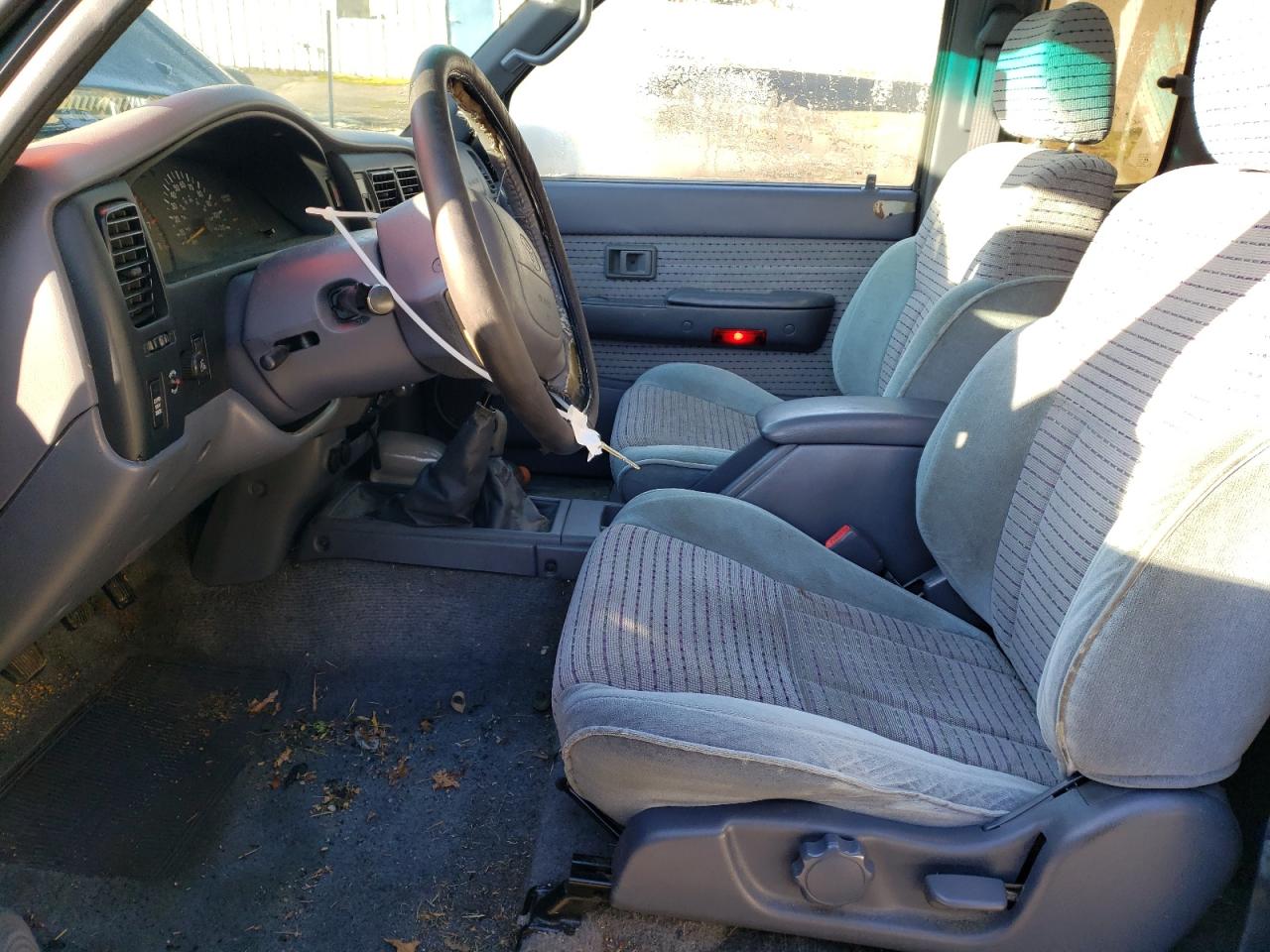 1998 Toyota Tacoma - Image 7