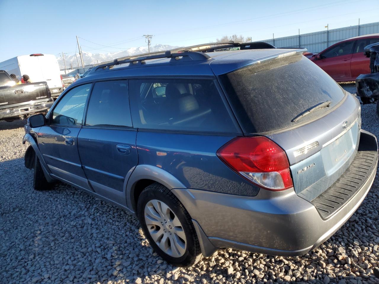 2009 Subaru Outback - Image 2