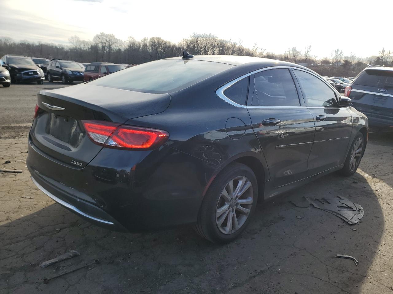 2015 Chrysler 200 - Image 3