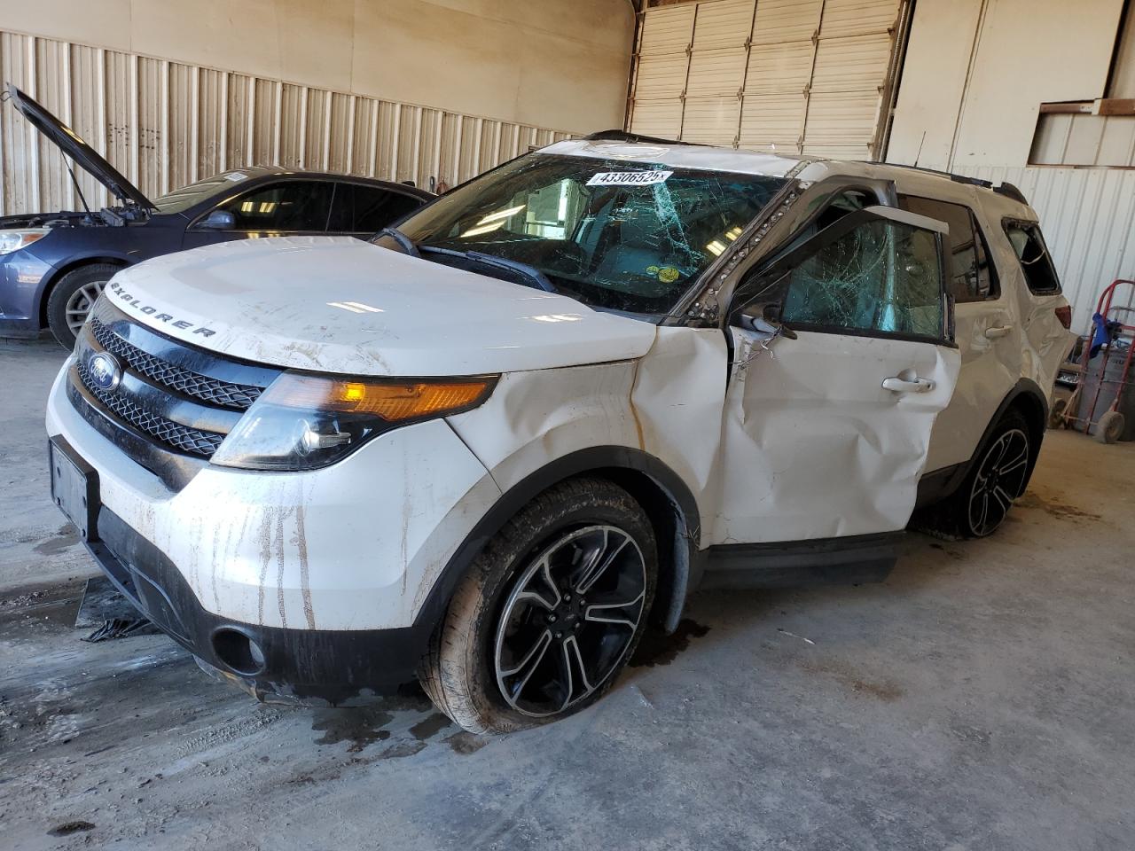 2015 Ford Explorer - Image 1