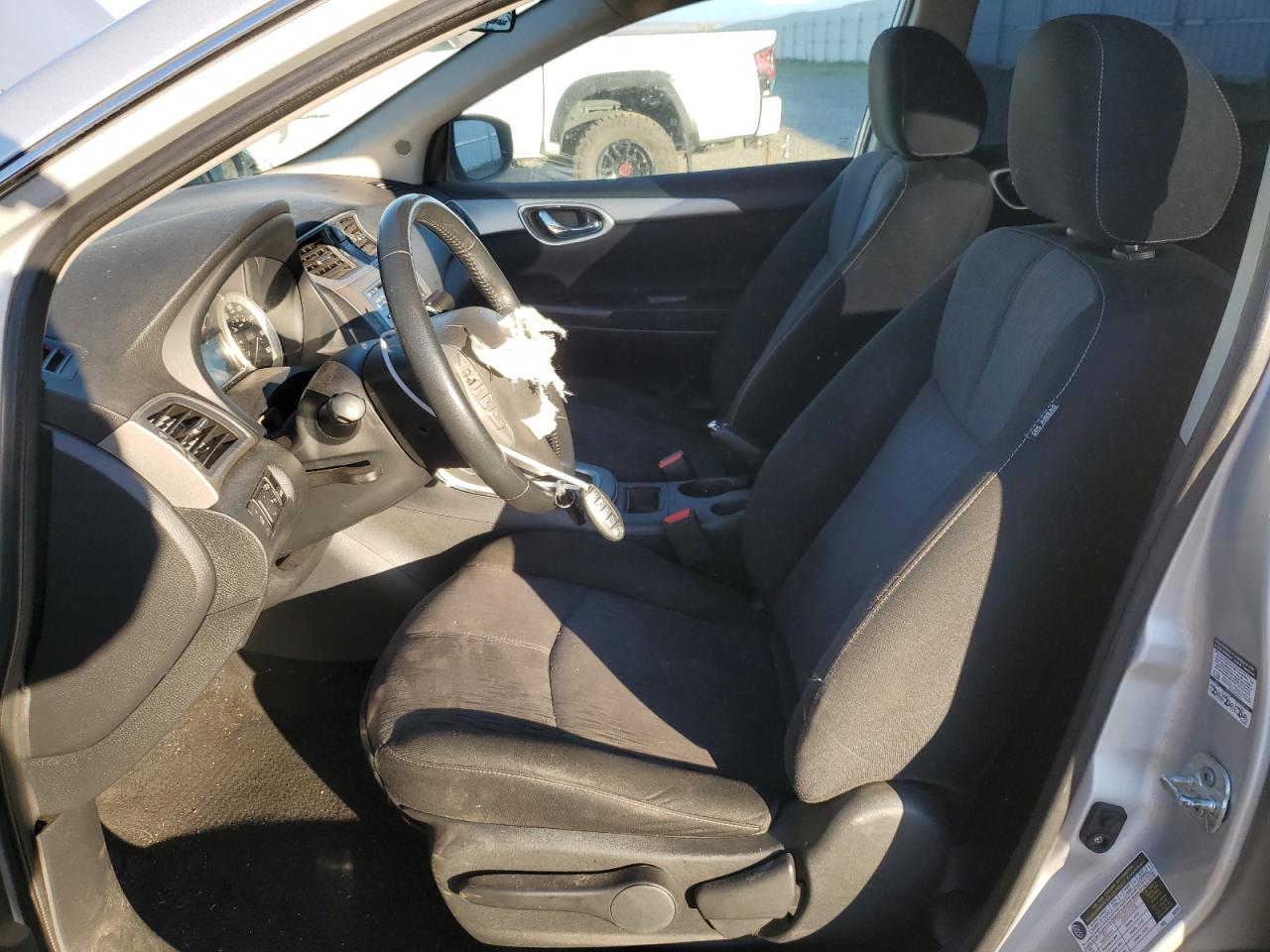 2014 Nissan Sentra - Image 7