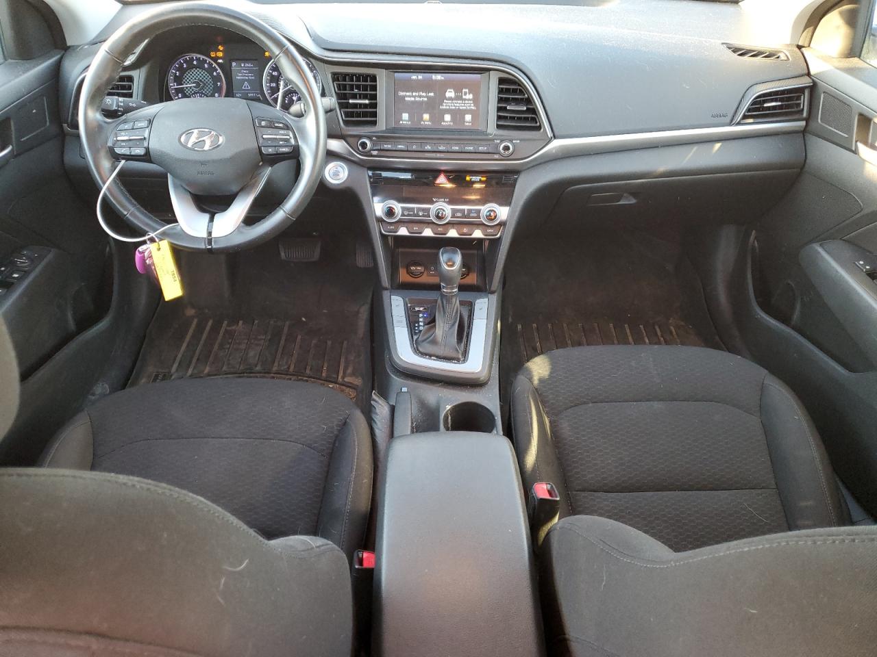 2020 Hyundai Elantra - Image 8