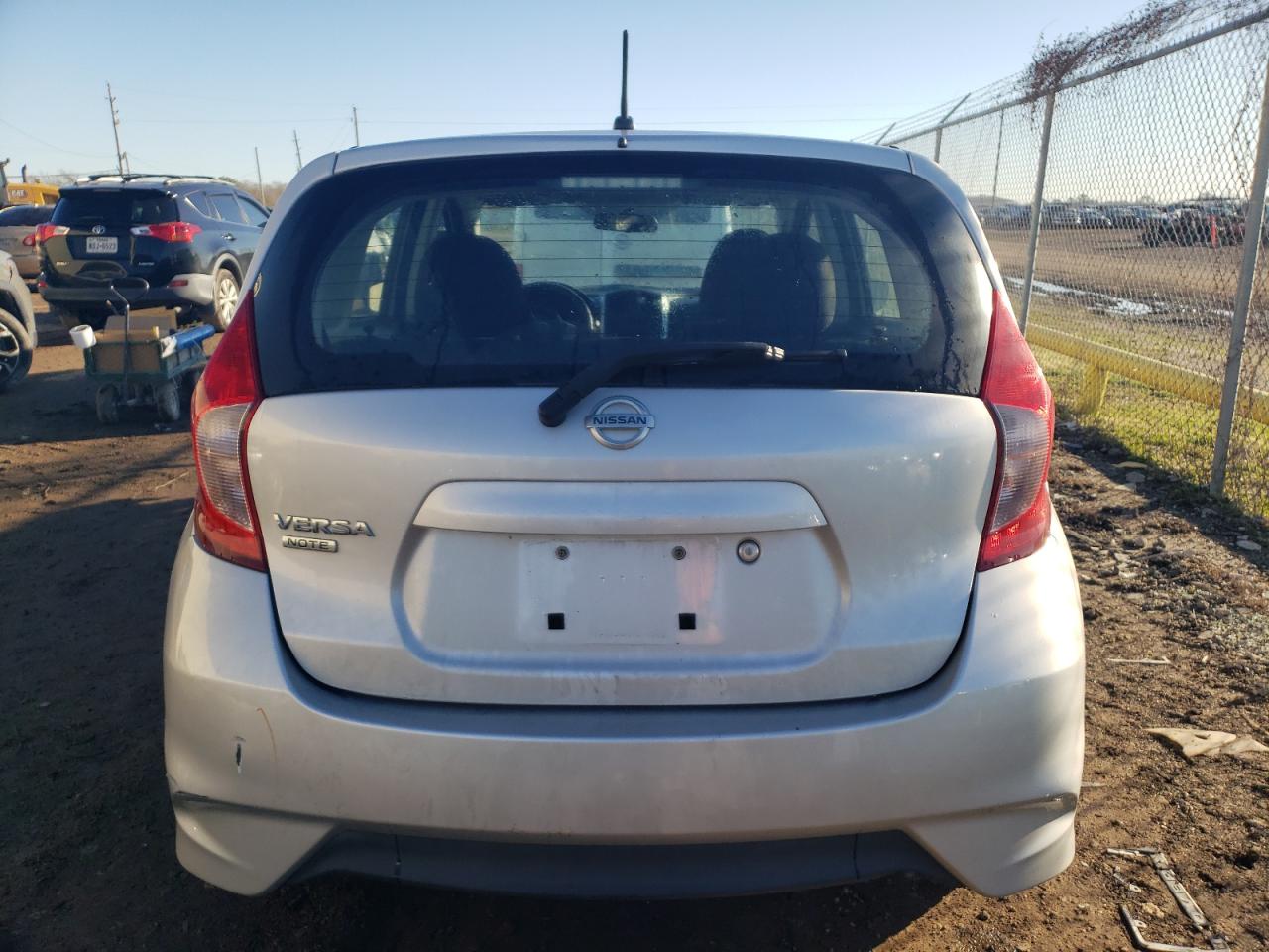 2017 Nissan Versa - Image 6