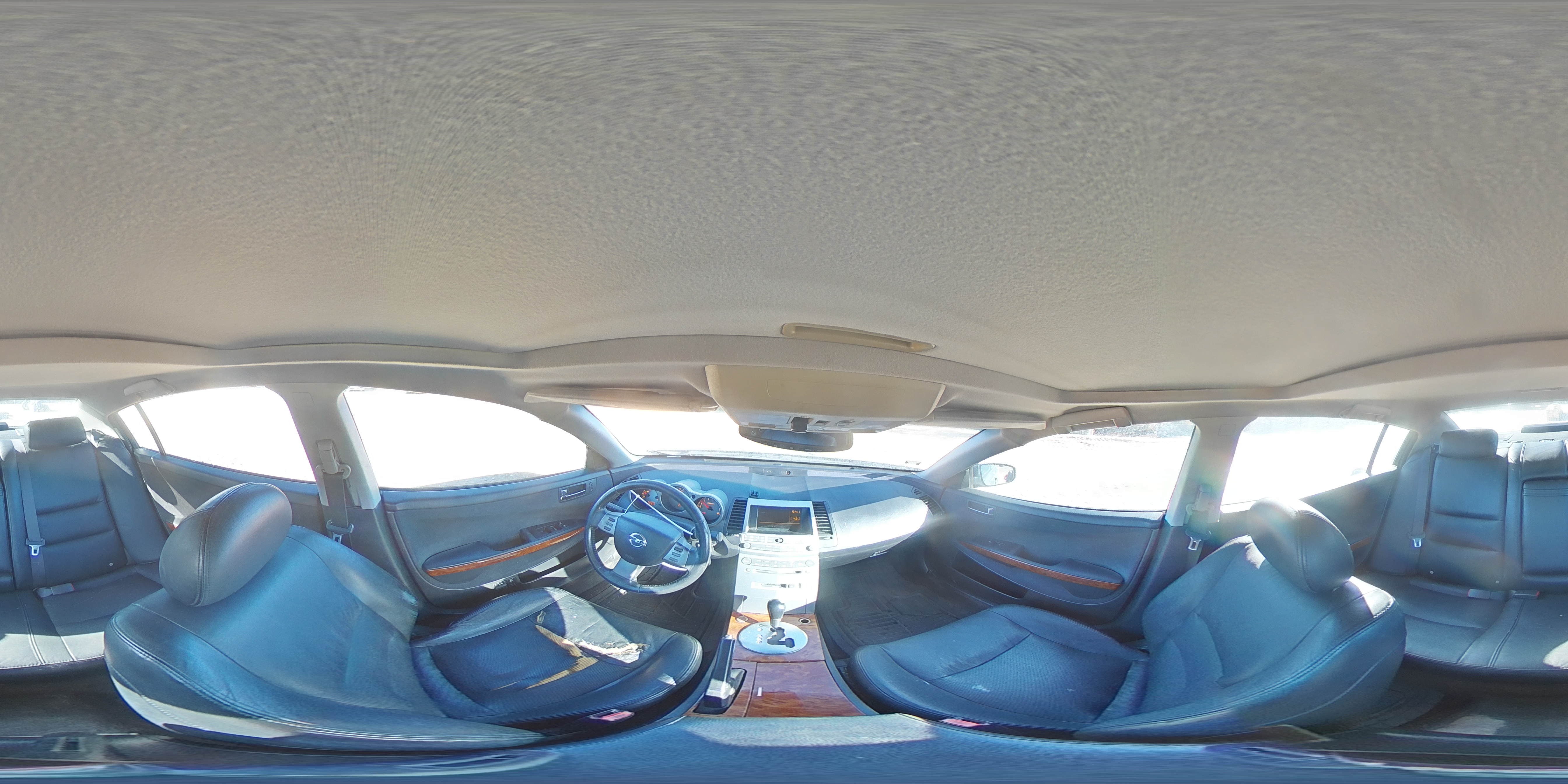 2005 Nissan Maxima - Image 13