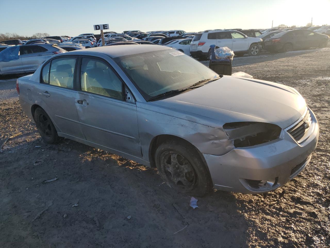 2008 Chevrolet Malibu - Image 4