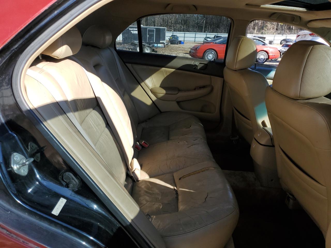 2004 Honda Accord - Image 10