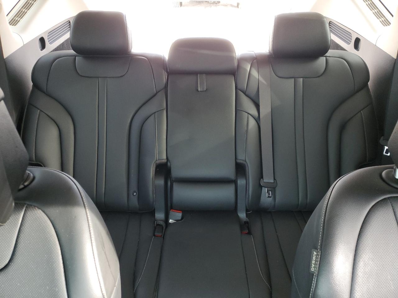 2021 Genesis GV80 - Image 10