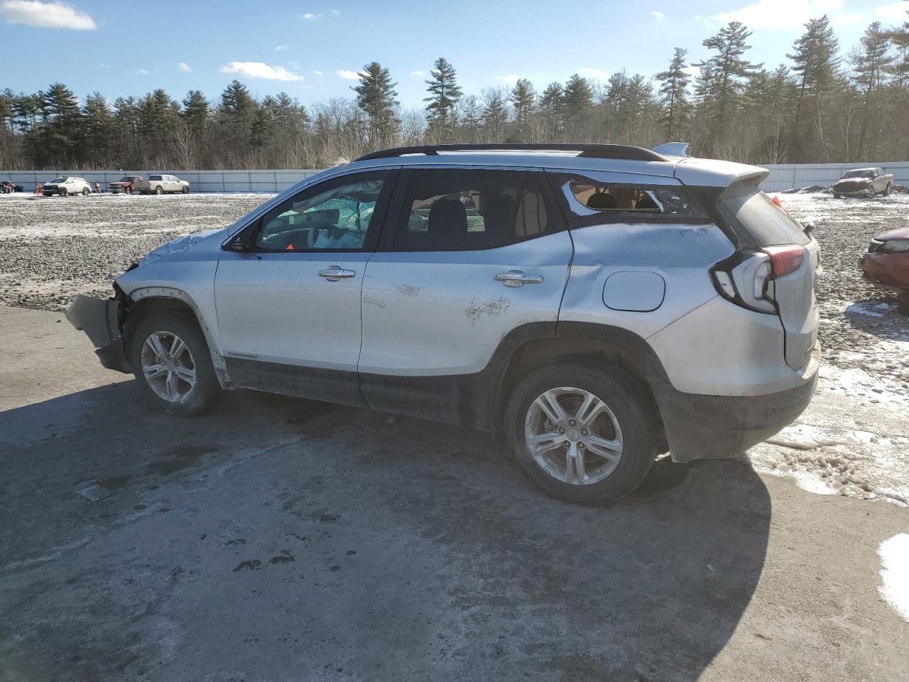 2021 GMC Terrain - Image 2