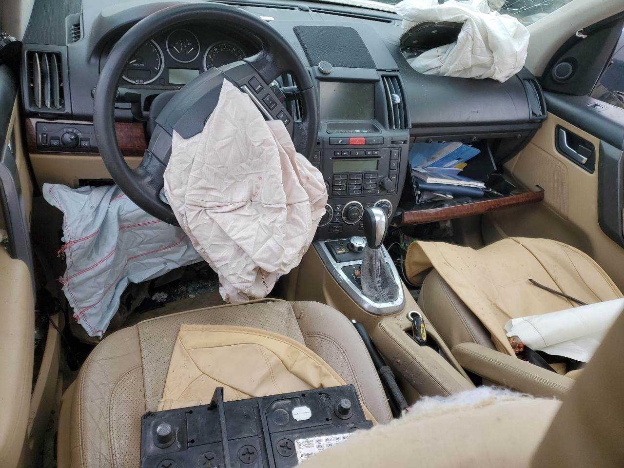 2008 Land Rover LR2 - Image 8