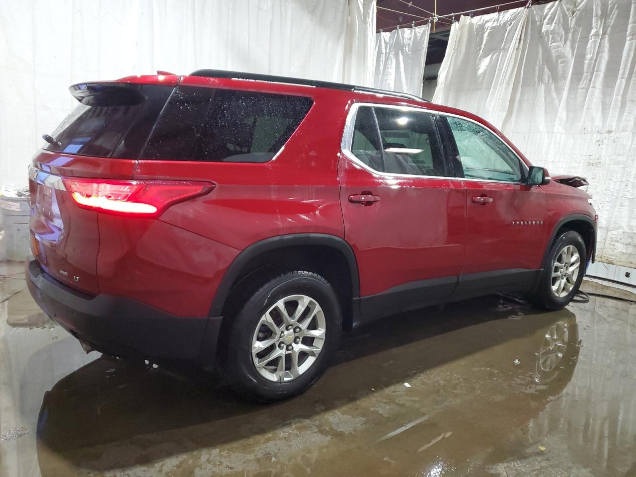 2021 Chevrolet Traverse - Image 3