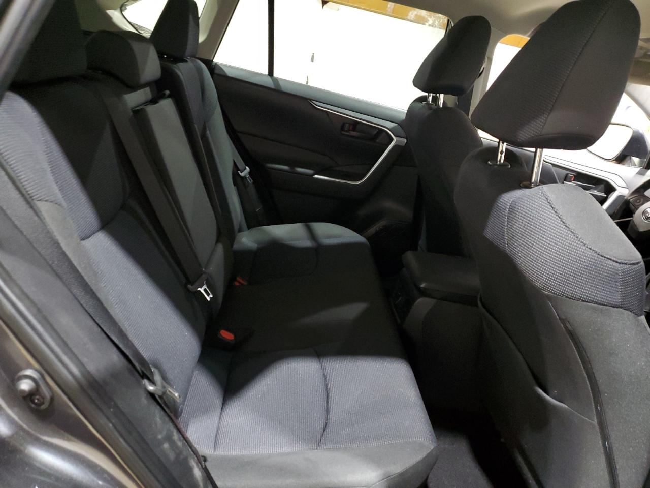 2023 Toyota RAV 4 - Image 11