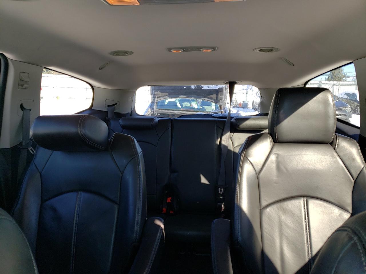 2014 Chevrolet Traverse - Image 10