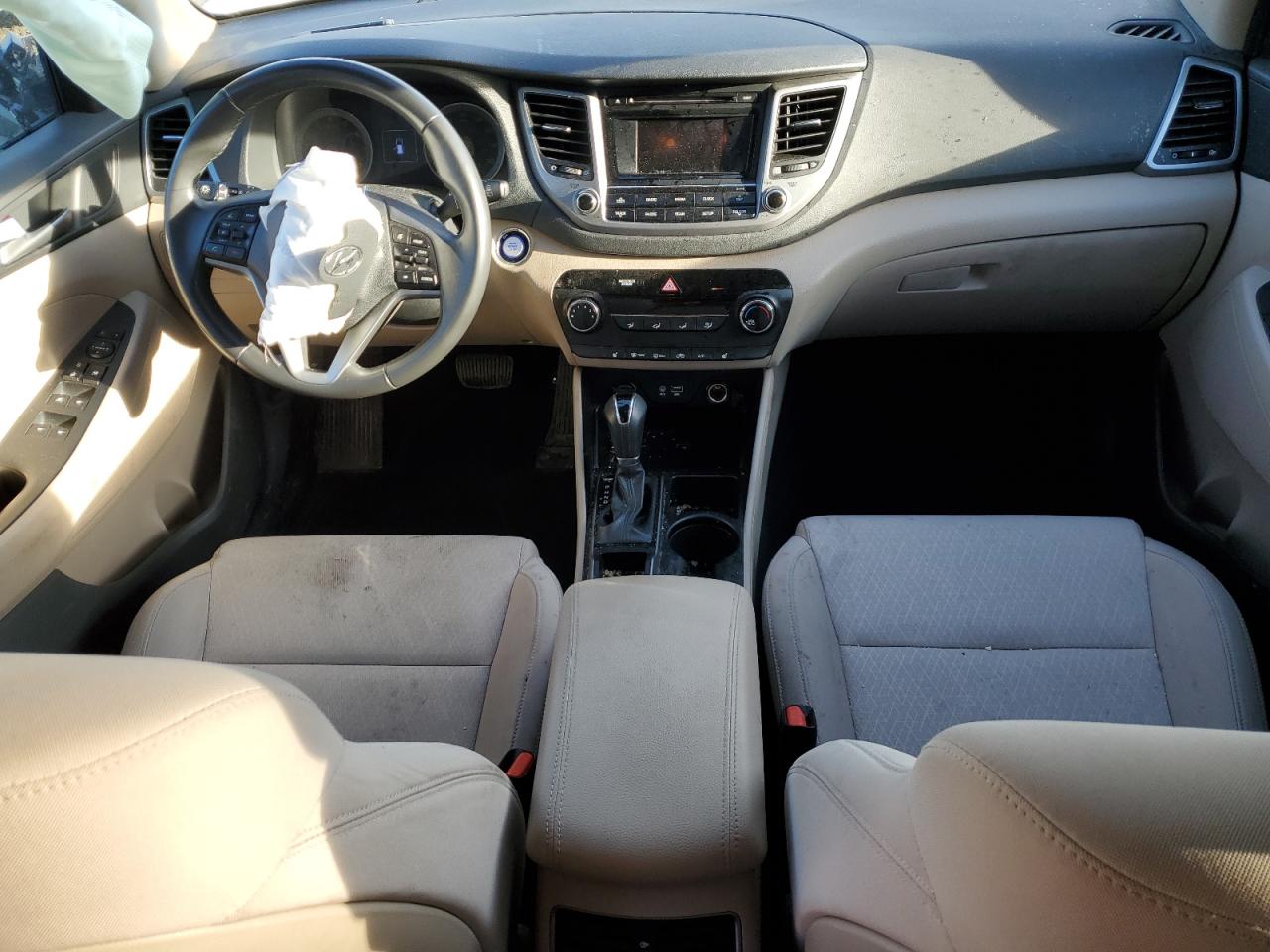 2017 Hyundai Tucson - Image 8