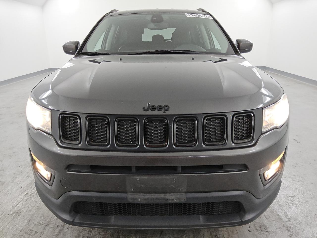 2020 Jeep Compass - Image 5