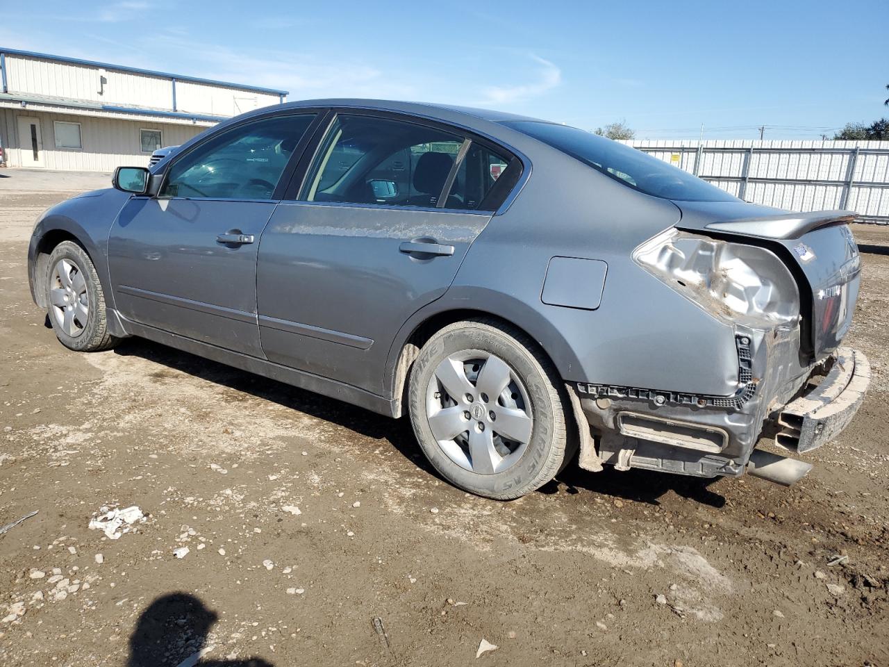 2008 Nissan Altima - Image 2