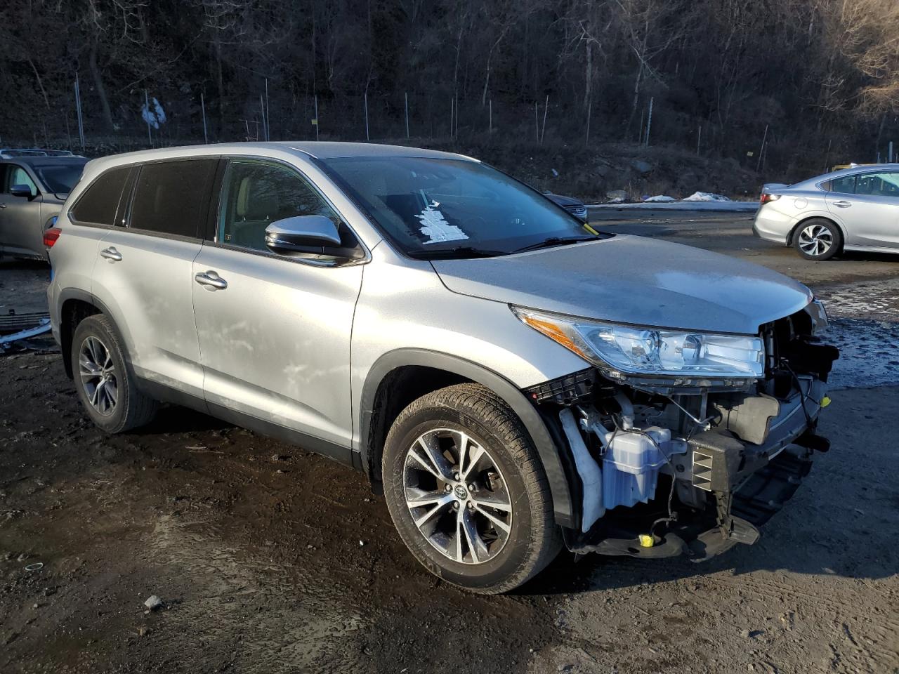 2019 Toyota Highlander - Image 4