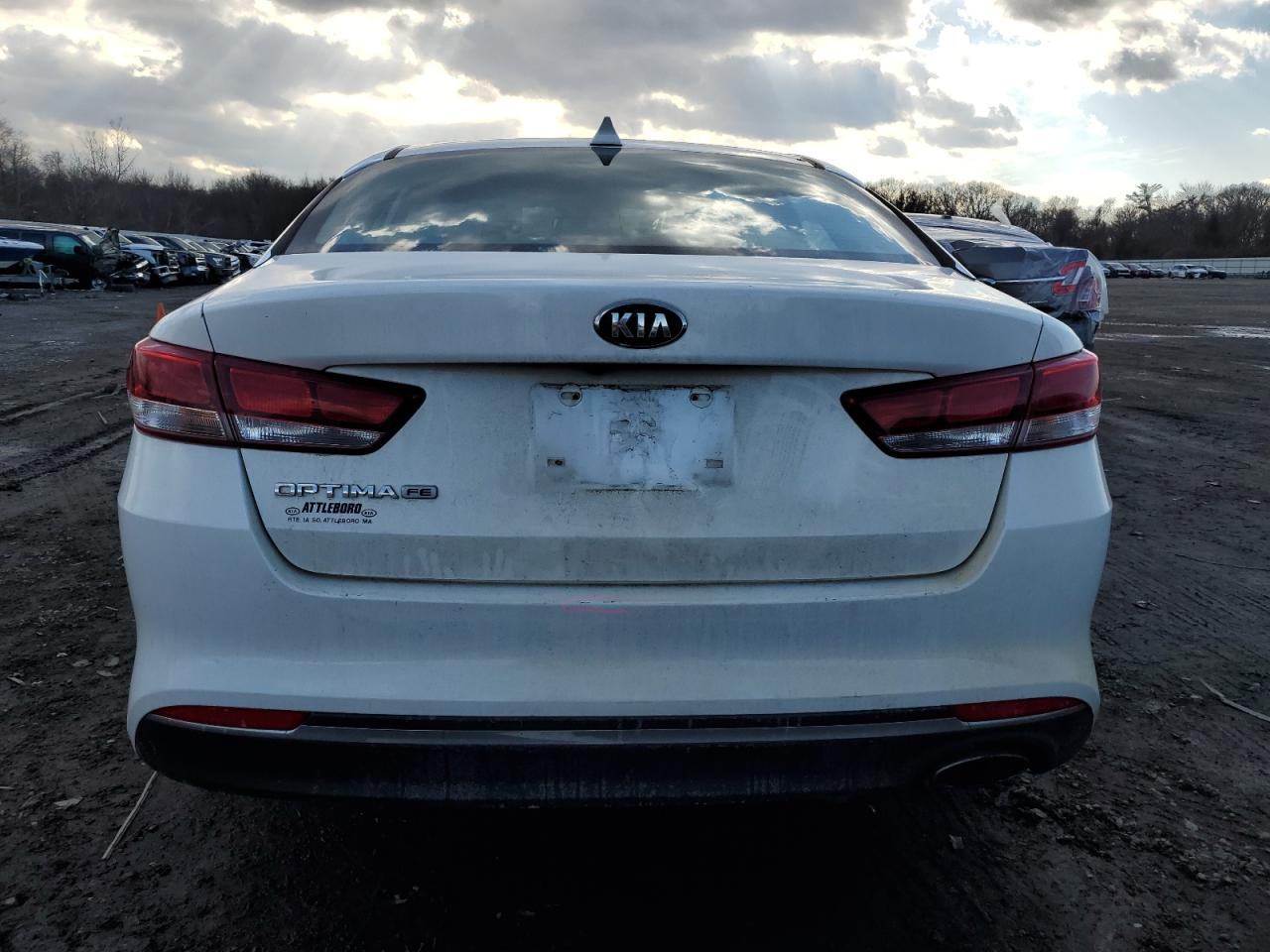 2016 Kia Optima - Image 6