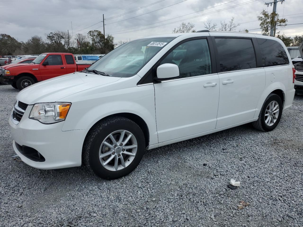 2019 Dodge Caravan - Image 1