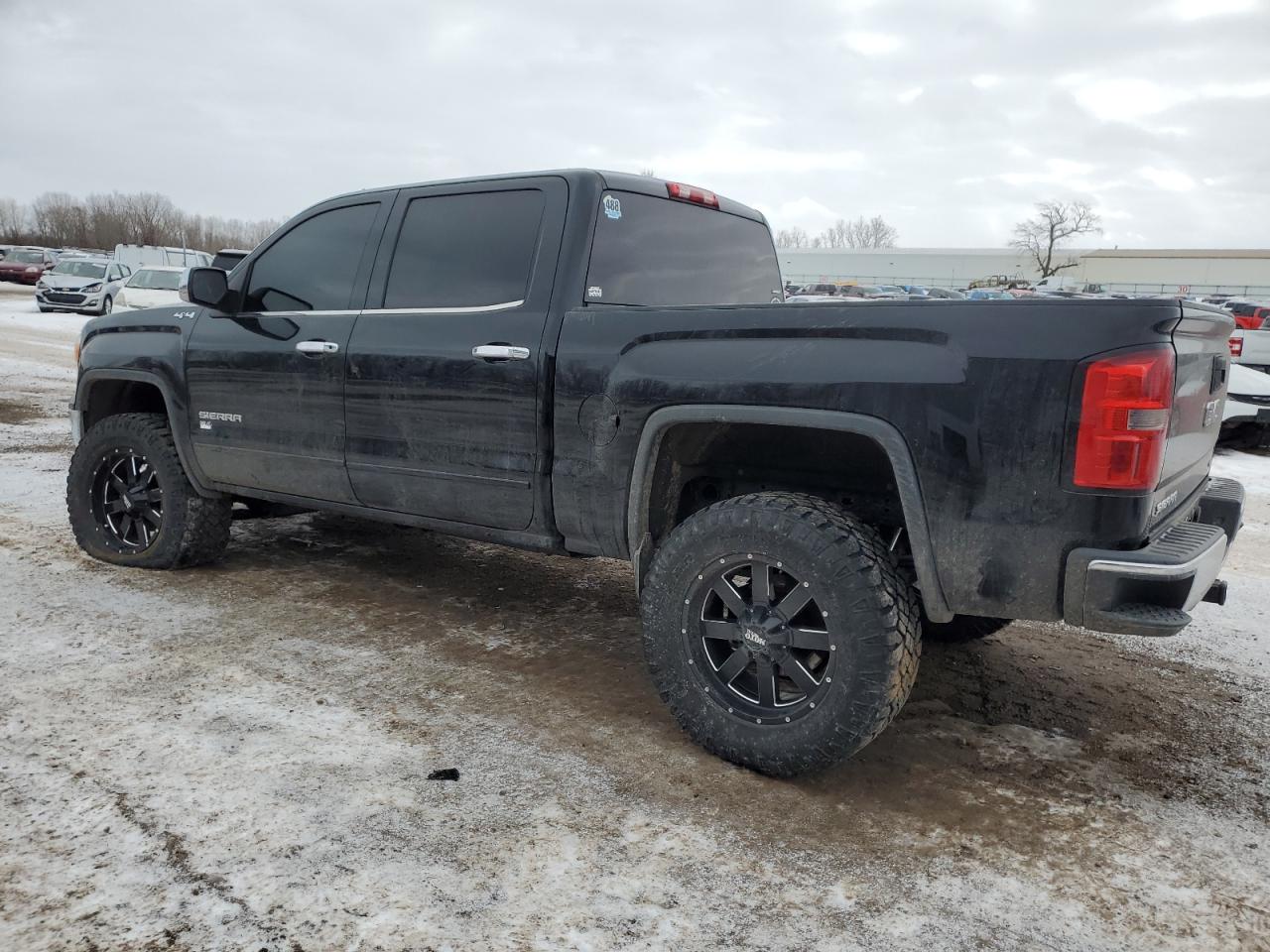 2014 GMC Sierra - Image 2