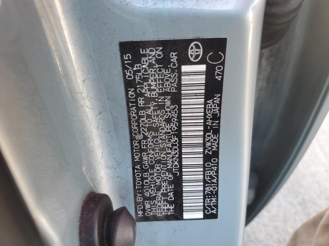 2015 Toyota Prius - Image 13