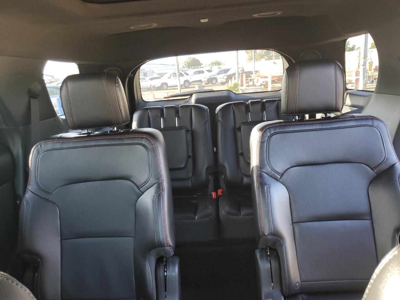 2018 Ford Explorer - Image 10