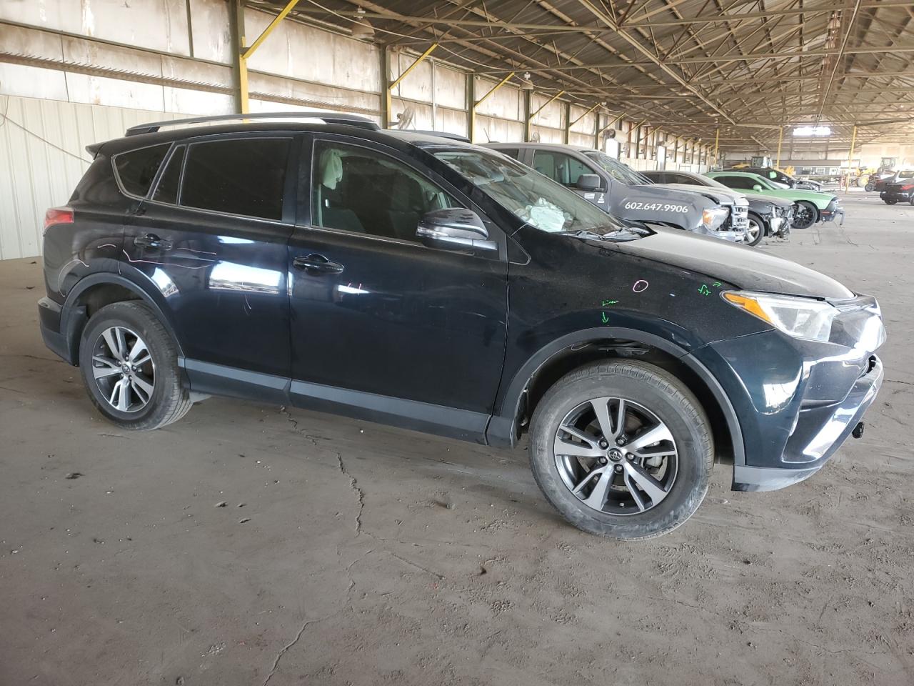 2018 Toyota RAV 4 - Image 4