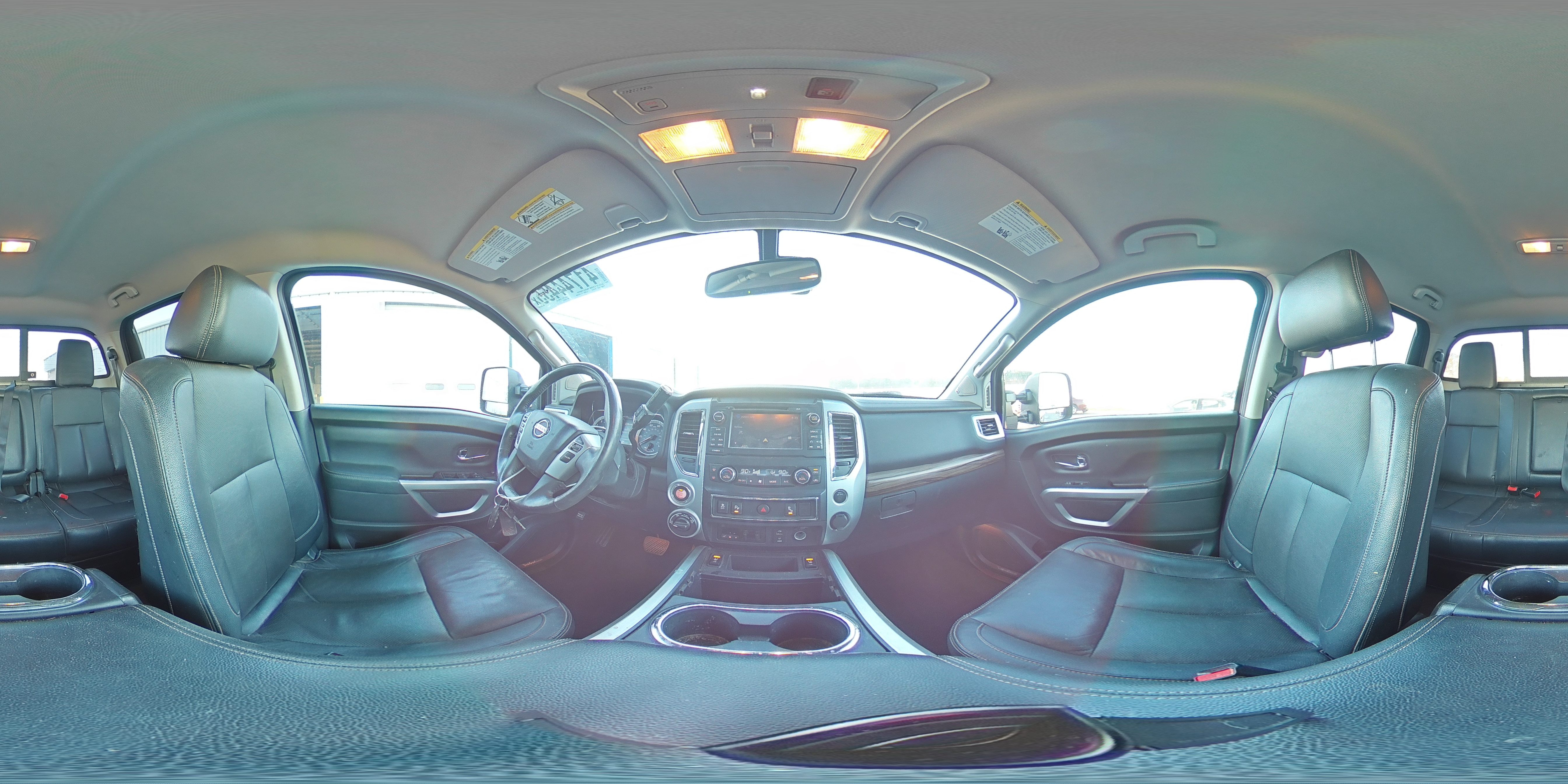 2017 Nissan Titan - Image 15