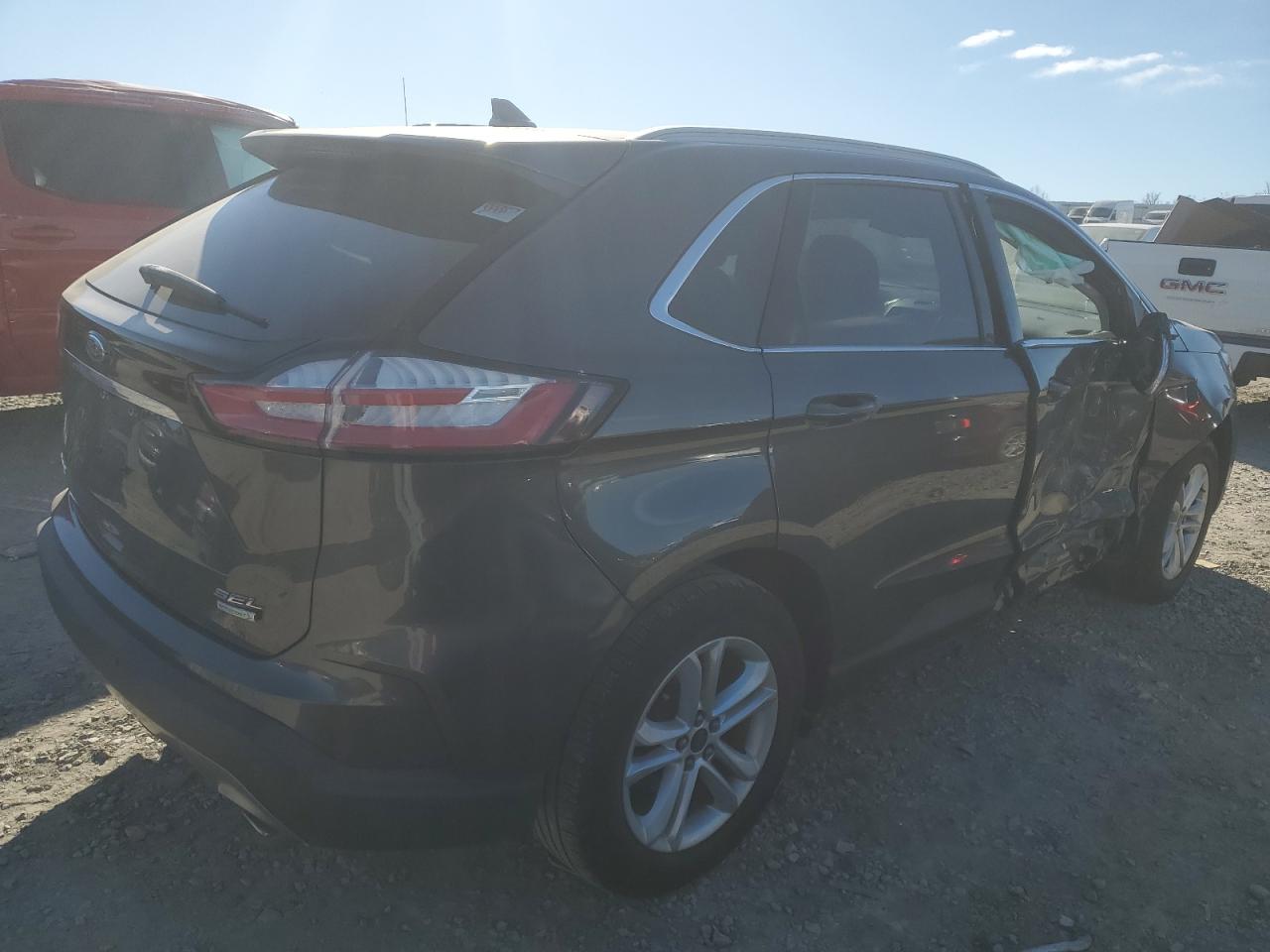 2019 Ford Edge - Image 3