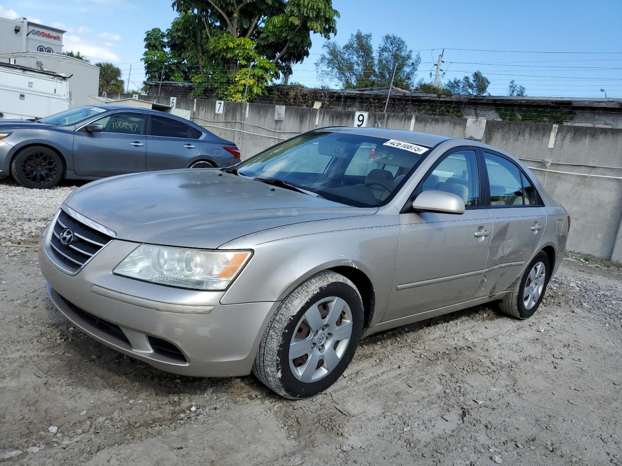 2009 Hyundai Sonata - Image 1