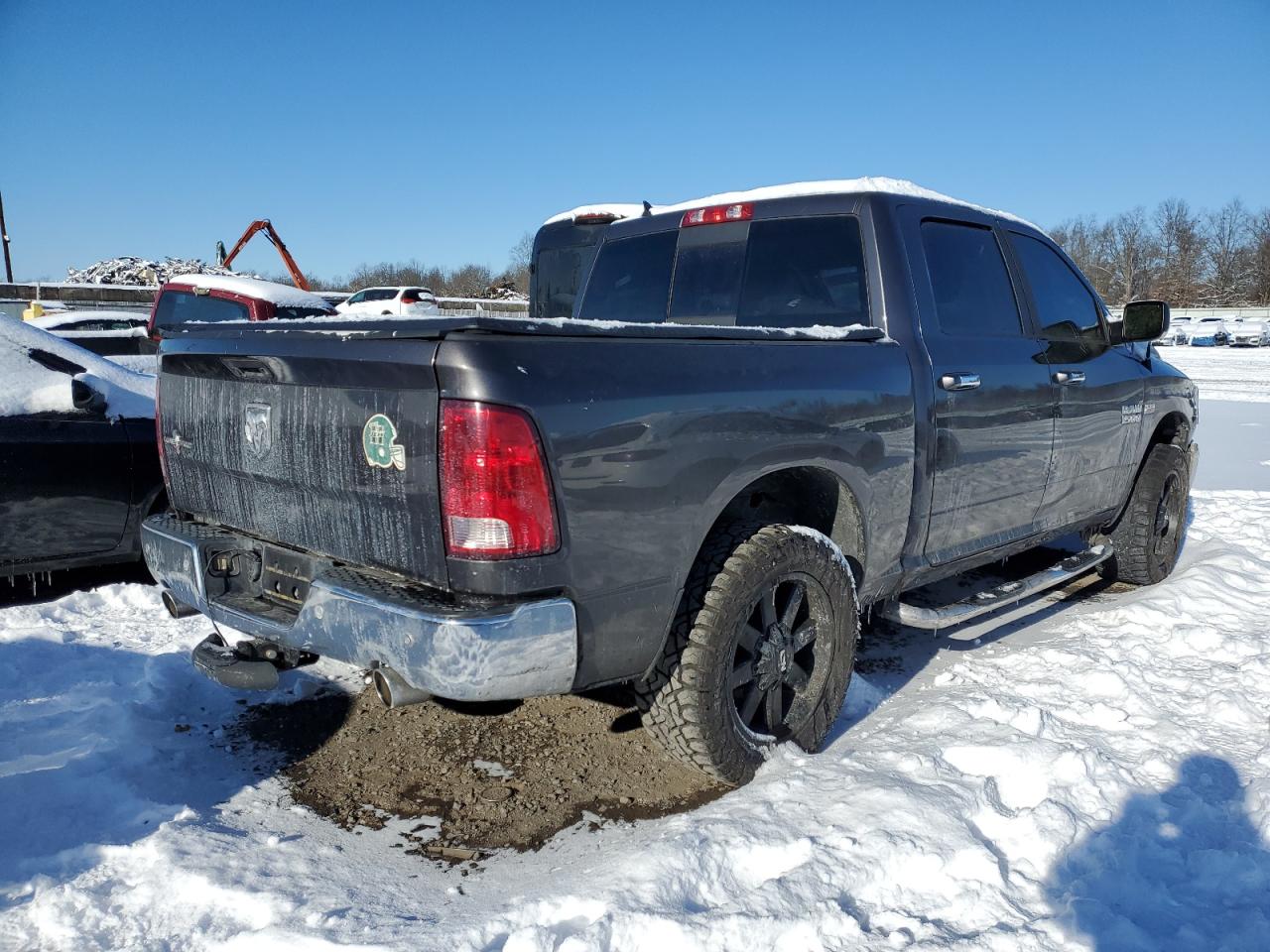 2014 RAM 1500 - Image 3