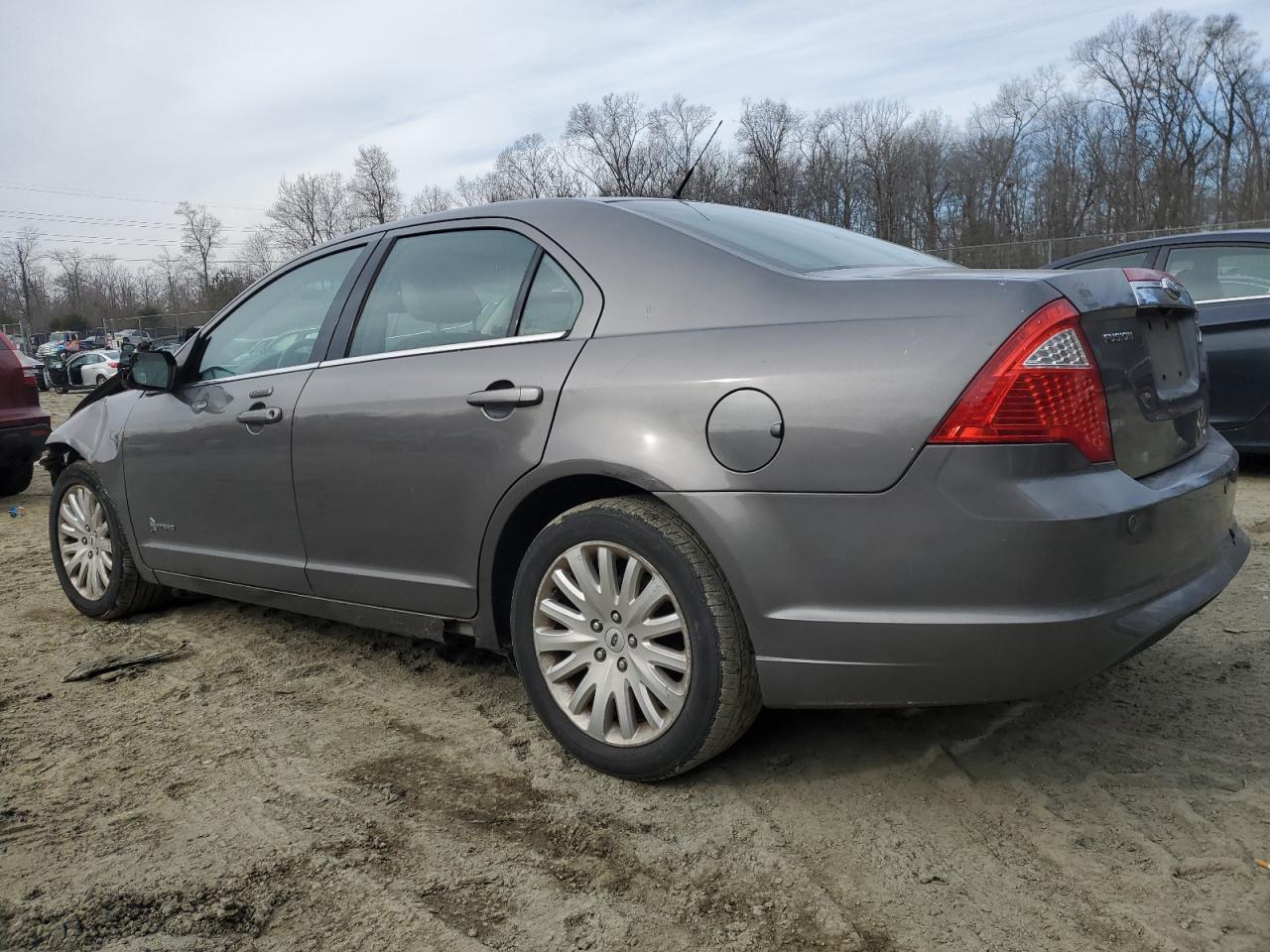 2012 Ford Fusion - Image 2