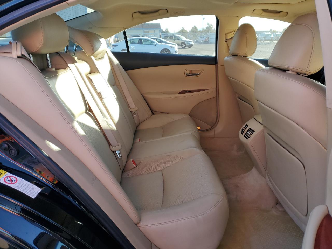 2009 Lexus ES - Image 10