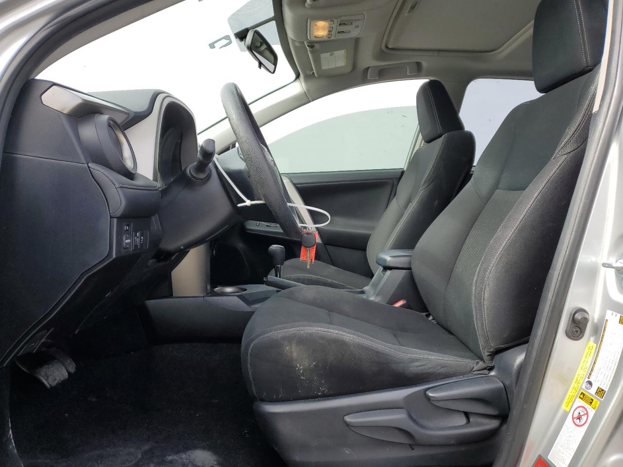 2013 Toyota RAV 4 - Image 7