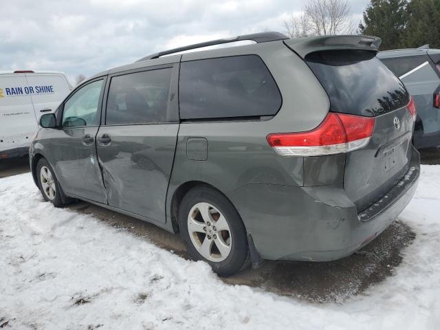 2012 TOYOTA SIENNA 