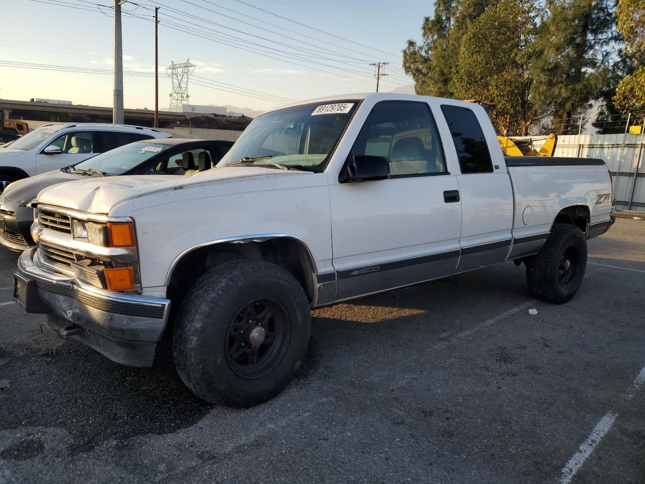 1996 Chevrolet GMT-400 - Image 1