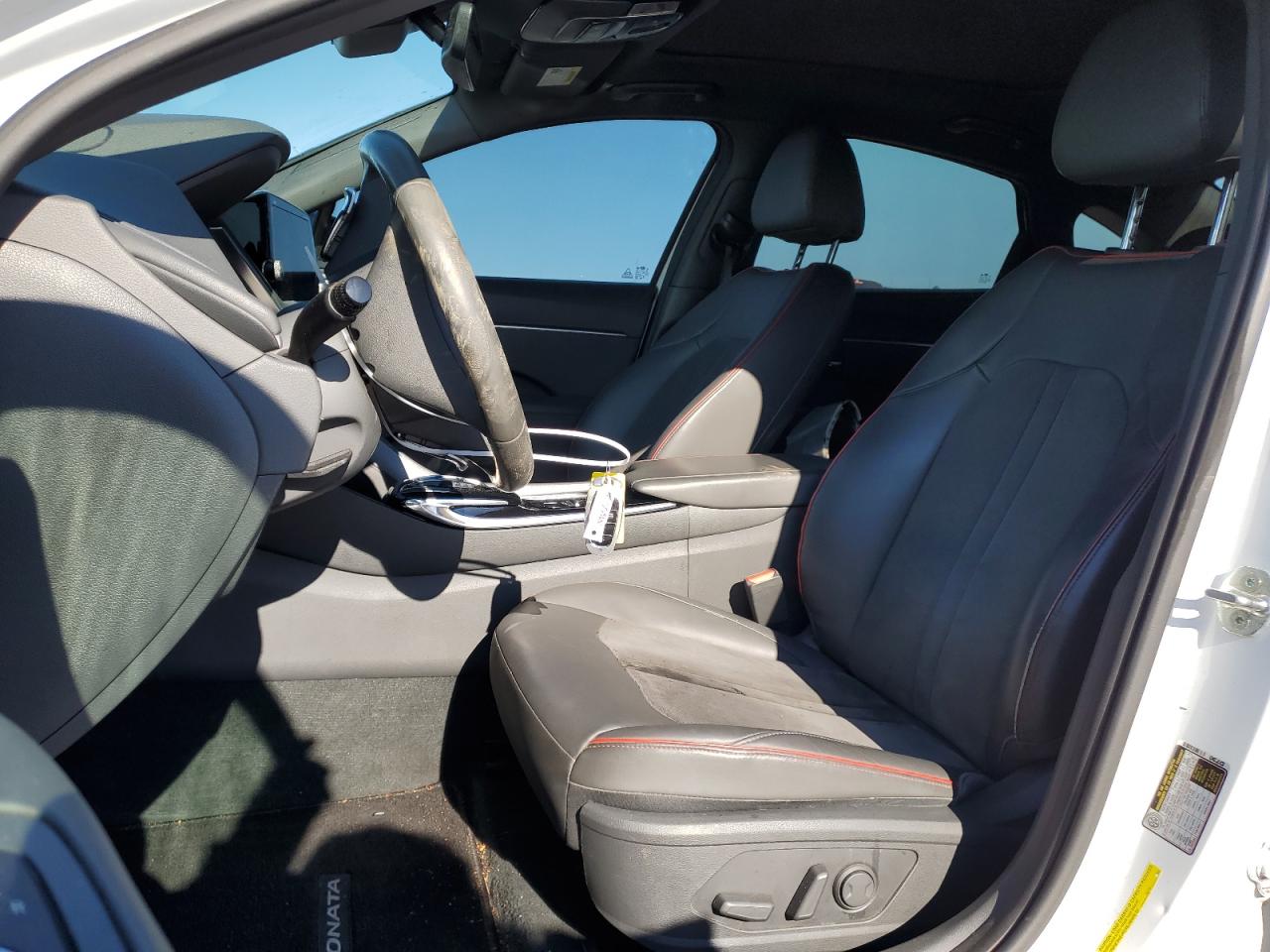 2022 Hyundai Sonata - Image 7