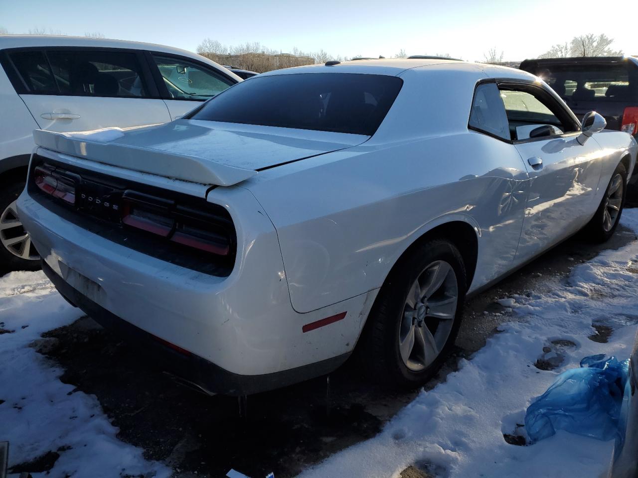 VIN 2C3CDZAG6GH217502 2016 DODGE CHALLENGER no.3