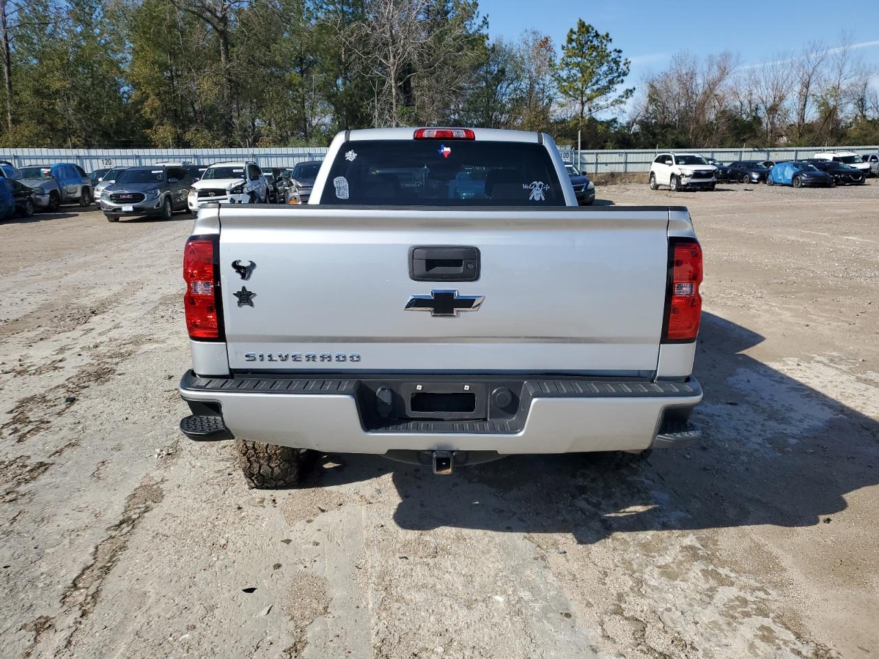 2018 Chevrolet Silverado - Image 6