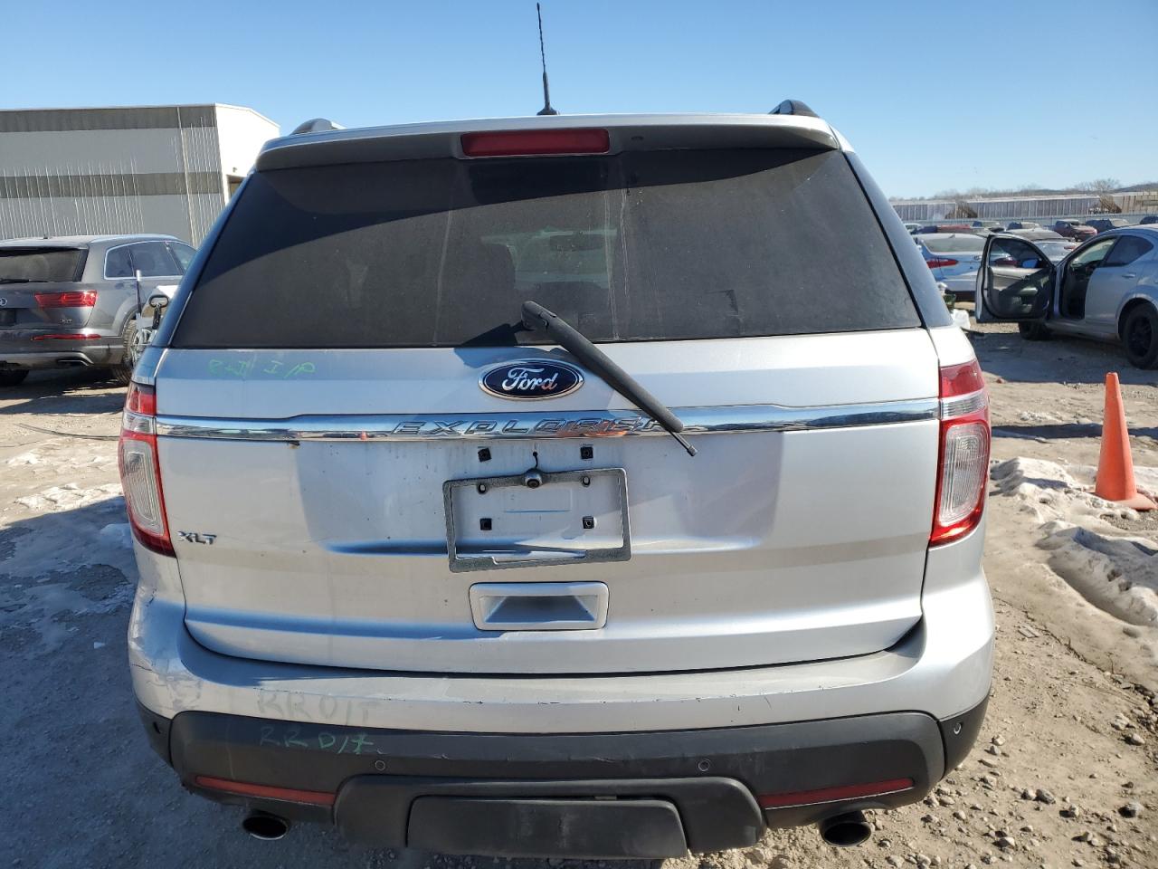 2012 Ford Explorer - Image 6