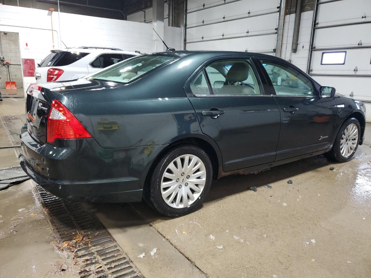 2010 Ford Fusion - Image 3