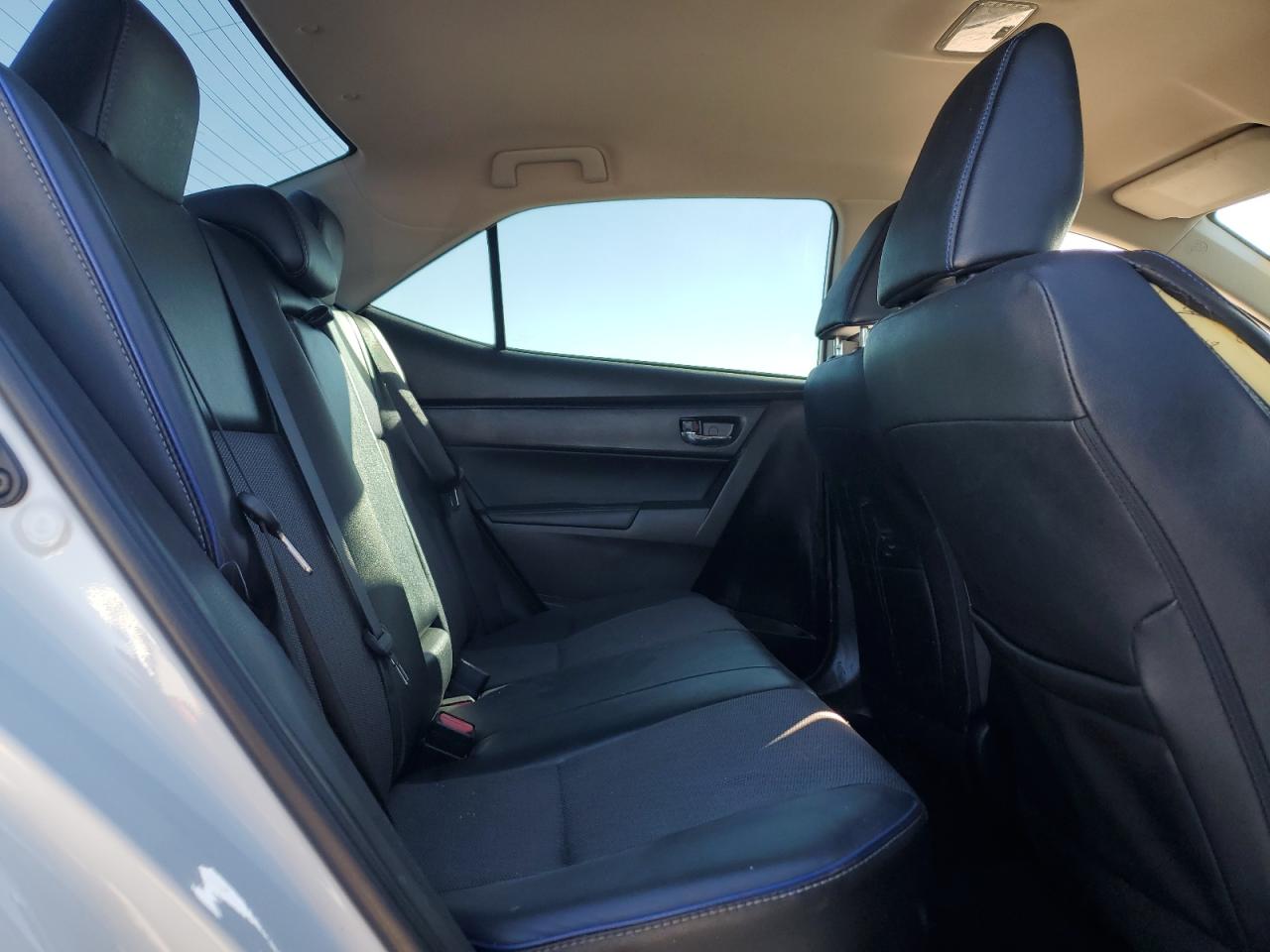 2017 Toyota Corolla - Image 10